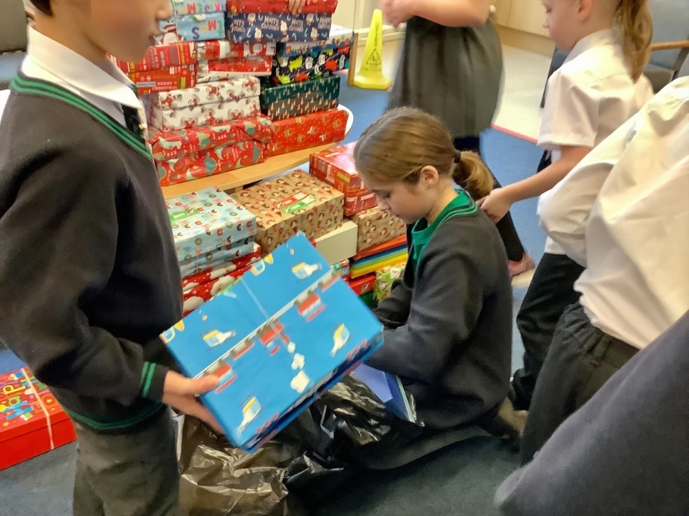 Manor Park pupils with gifts for Operation Christmas Child