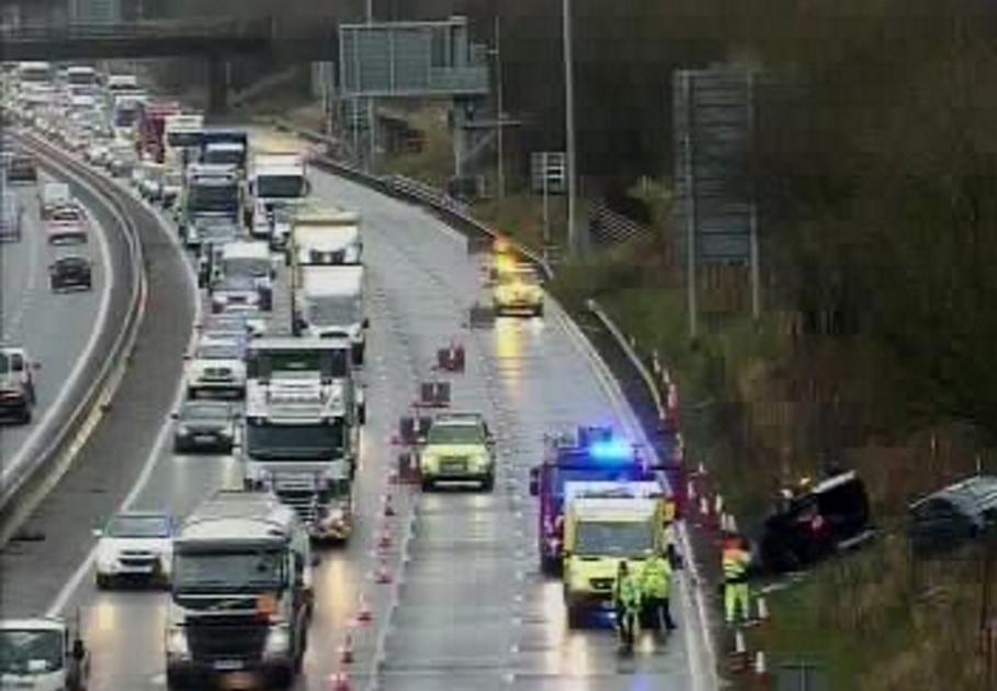 Driver ran away and caught practice after inflicting dangerous M62 crash