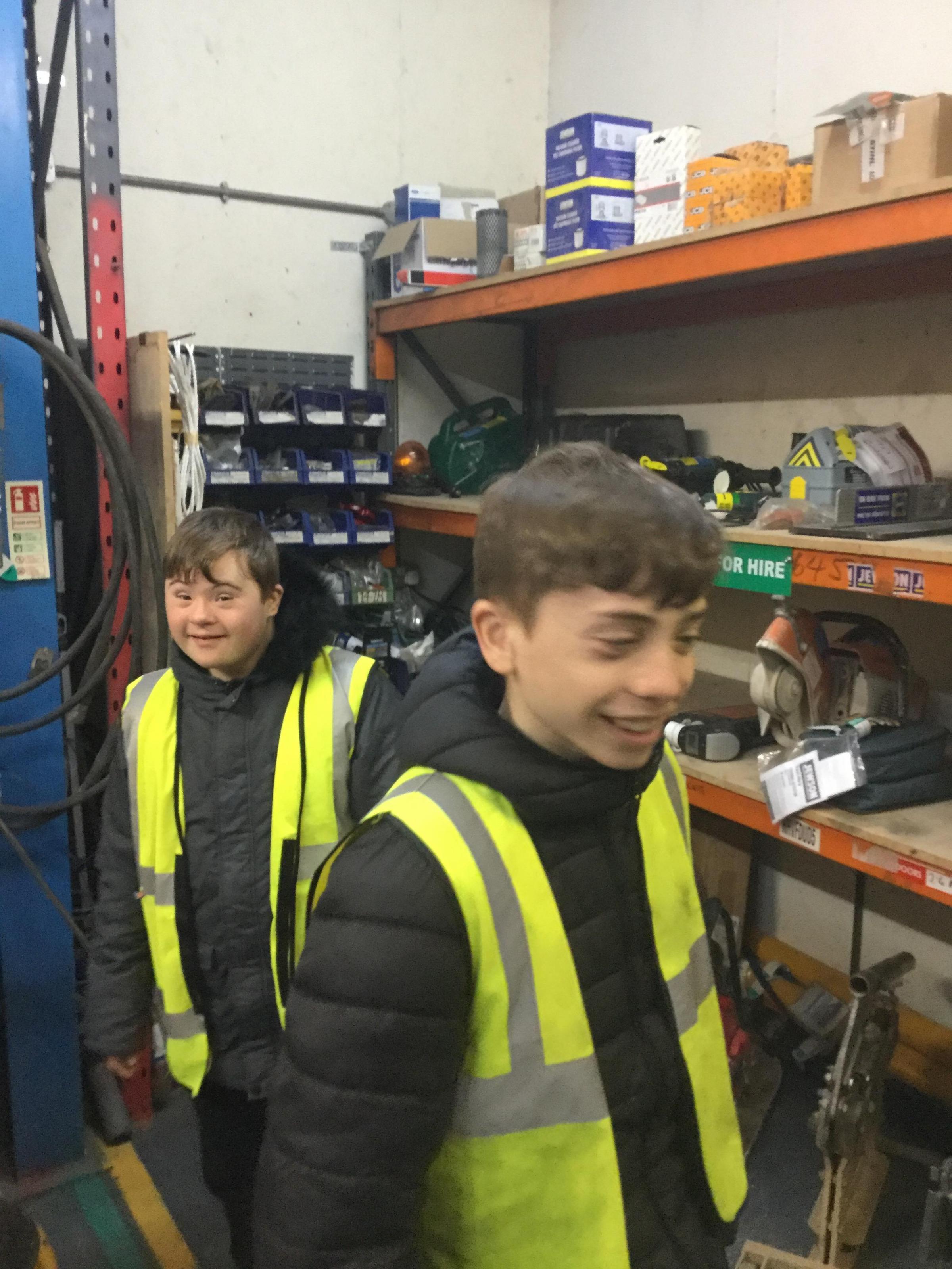 Dee Banks School pupils paid a visit to Jewson to thank staff for supplying handy tools.