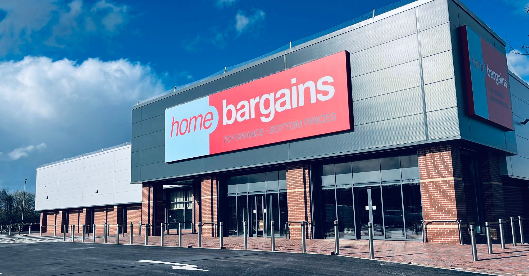 Cheshire West: Home Bargains opens new store after £4m investment | Chester and District Standard - Vimarsana News