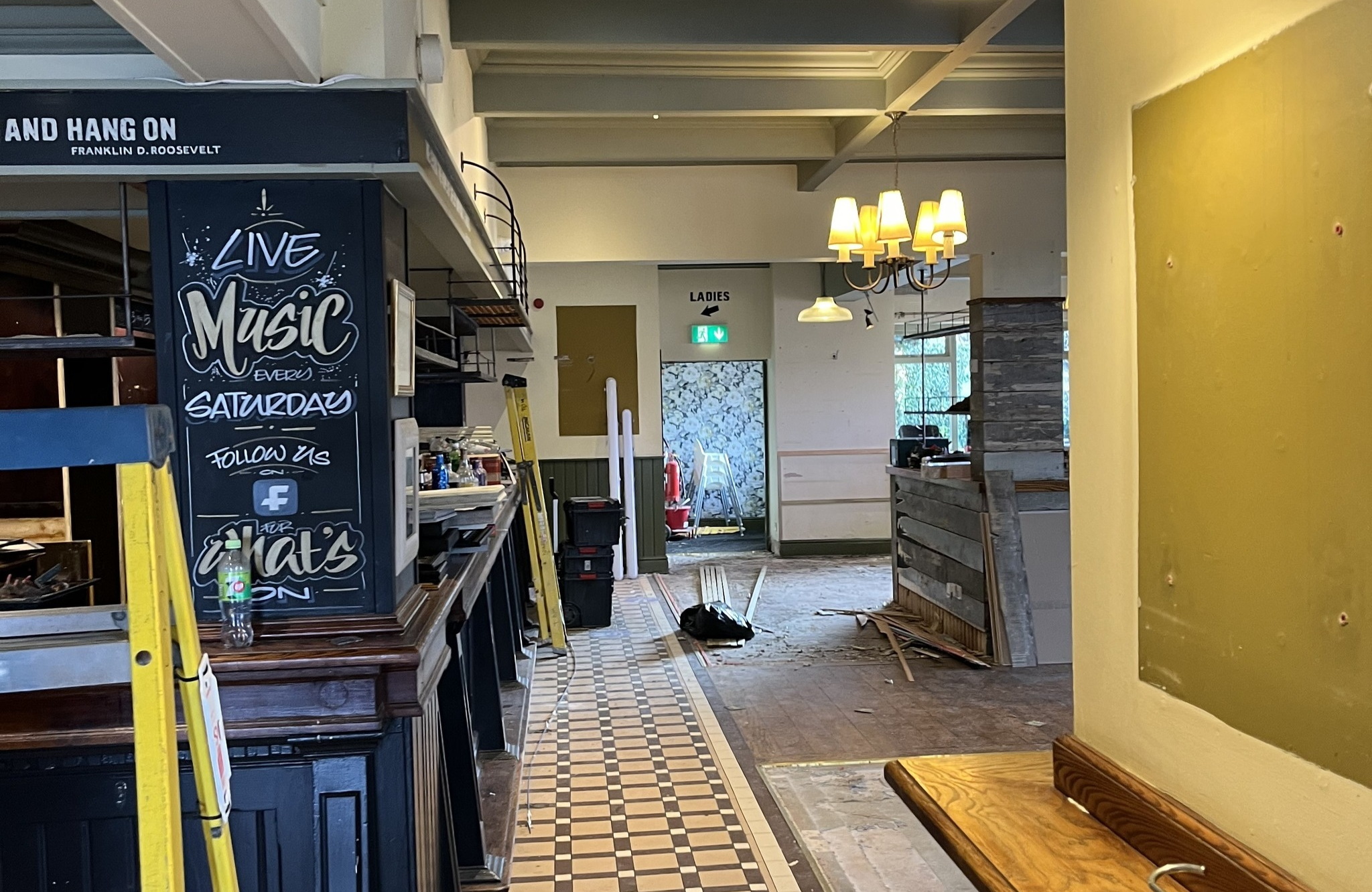 Behind the scenes look at Woolstons Rope and Anchor pubs £450k refurb. Pictures: Rope and Anchor