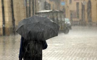 Weekend washout forecast as weather warning issued for persistent and heavy rain